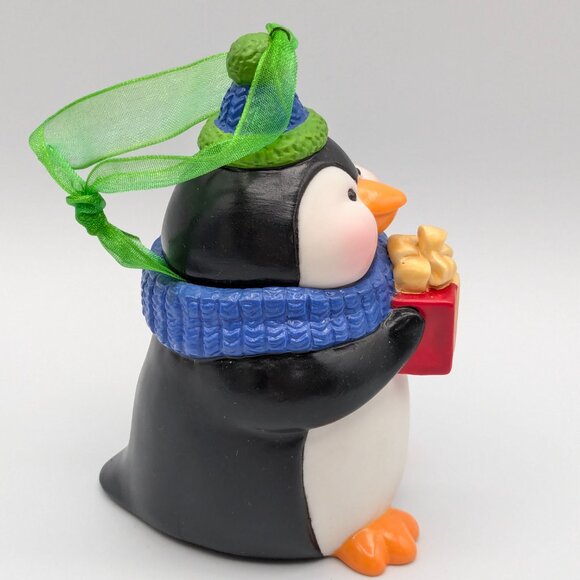 Hallmark Keepsake Sweet Tooth Treats Set of 4 Ornaments, 2005, Fourth in Series - Picture 8 of 11